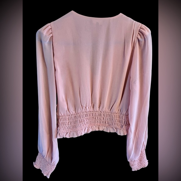 Hostess Pick 🥳☄️1. State Pink Puff Sleeve Smocked Crop Blouse SOLD! - Picture 8 of 10